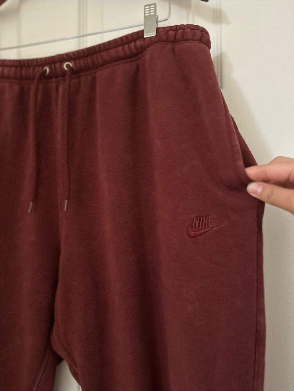 Nike Sportswear Club Fleece Washed Joggers Burgundy Maroon Acid Wash XL GUC - Picture 2 of 7